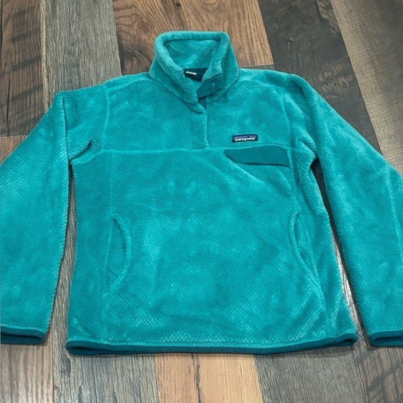 Patagonia Tops - Patagonia Re Tool Snap T Pullover
Fleece Teal Blue W Size S. Great condition